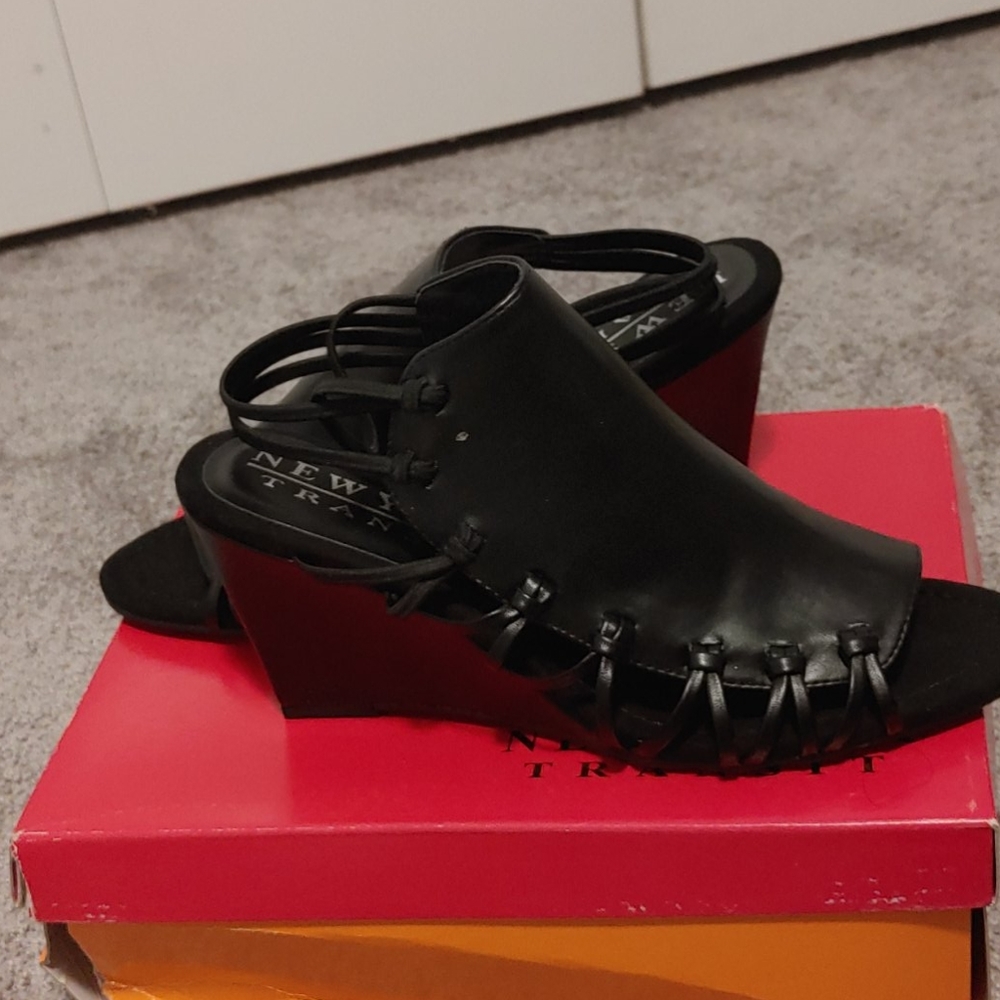 Ny transit "warm feeling" wedge sandals